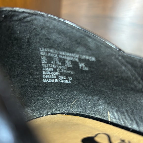 I ❤️ COMORT HEELS - Picture 6 of 6